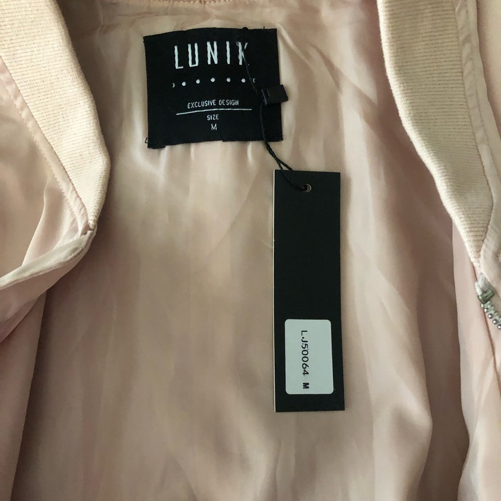 Jacket - Picture 2 of 5